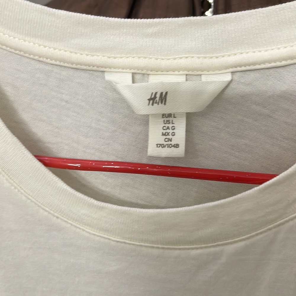 H&M cream/paradise beach cotton T-shirt | NWOT - Picture 10 of 11